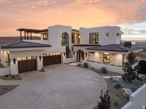 Exterior - 298 E Colima Rd, Washington, UT 84780 photo 35 of 38