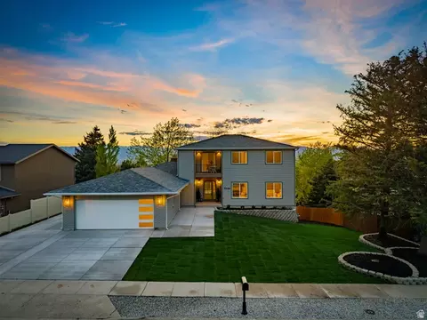 11446 S Mountain Ridge Cir, Sandy, UT 84092