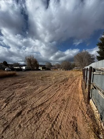 342 N 500 E, Richfield, UT 84701 photo 2