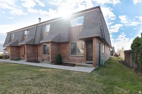 1205 E 986 S, Fruit Heights, UT 84037