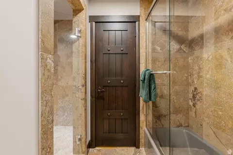 Bath - 1297 E 600 S, New Harmony, UT 84757 photo 8 of 11
