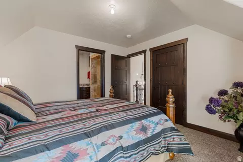 Bedroom - 1297 E 600 S, New Harmony, UT 84757 photo 5 of 10