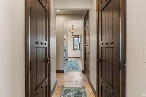 Entry Way - 1297 E 600 S, New Harmony, UT 84757 photo 3 of 9