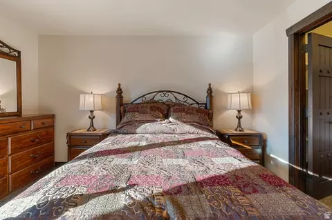 Bedroom - 1297 E 600 S, New Harmony, UT 84757 photo 7 of 10