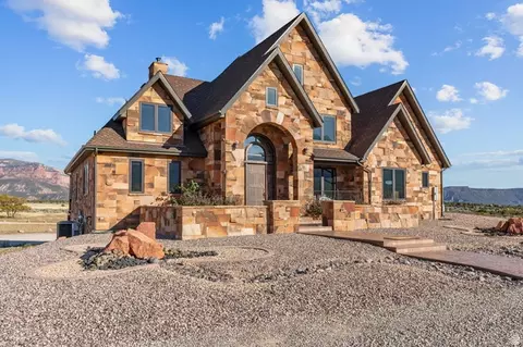 Exterior - 1297 E 600 S, New Harmony, UT 84757 photo 2 of 15