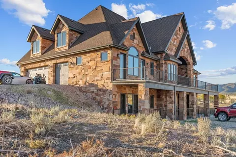 Exterior - 1297 E 600 S, New Harmony, UT 84757 photo 12 of 15