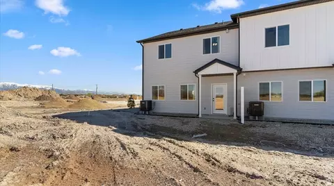 Exterior - 4382 W 1825 N #110, West Point, UT 84015 photo 4 of 4