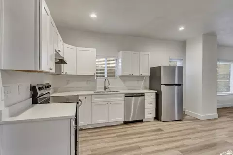 Kitchen - 1504 S Washington Blvd E, Ogden, UT 84401 photo 3 of 3