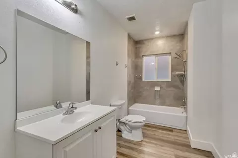 Bath - 1504 S Washington Blvd E, Ogden, UT 84401 photo 1 of 1