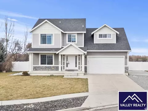 873 E 675 N, Wellsville, UT 84339