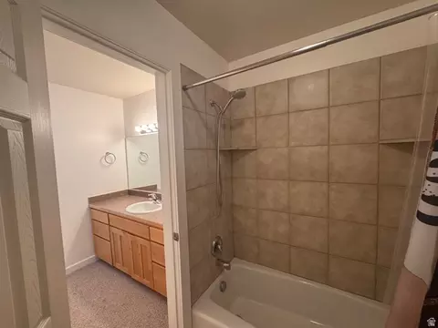 Bath - 3764 Prickly Pear Cir #2-A8, Moab, UT 84532 photo 4 of 4