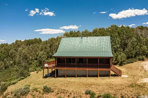Exterior - 0, Paradise, UT 84328 photo 6 of 9