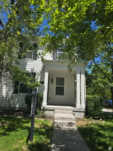 11431 S Lake Falls Rd W, South Jordan, UT 84009