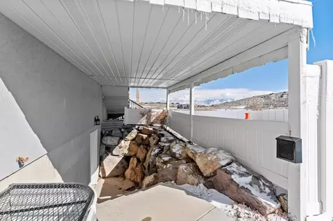 Exterior - 1857 E Thunder Gulch Rd N, Eagle Mountain, UT 84005 photo 6 of 7
