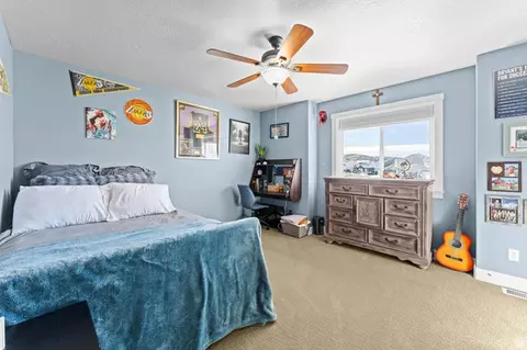 Bedroom - 1857 E Thunder Gulch Rd N, Eagle Mountain, UT 84005 photo 5 of 7