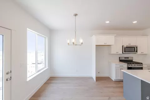 Dining - 5264 S Acacia Dr #801, Mapleton, UT 84664 photo 1 of 1