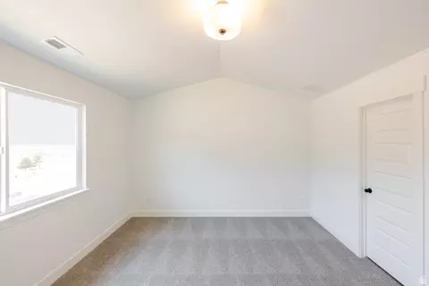 Bedroom - 5260 S Acacia Dr #802, Mapleton, UT 84664 photo 1 of 3