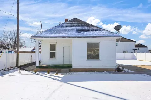 105 W North St N, Ogden, UT 84404