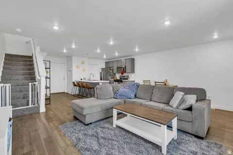 291 E Serenity Ave, Tooele, UT 84074
