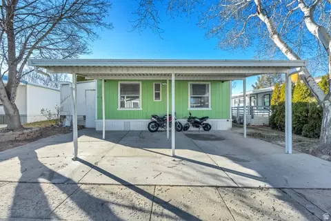 276 E Hidden View Dr #98, Sandy, UT 84070