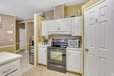 276 E Hidden View Dr #98, Sandy, UT 84070 photo 15