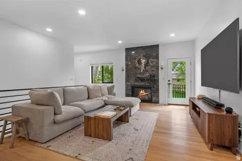 7238 S 525 E #B, Midvale, UT 84047