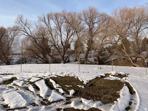 8800 S S, Paradise, UT 84328