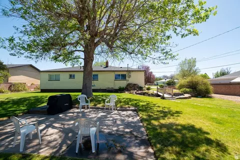 Exterior - 25 N 400 W, Beaver, UT 84713 photo 8 of 18