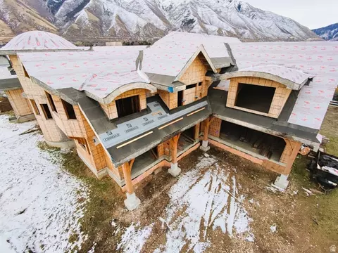 Exterior - 72 E 400 S, Mapleton, UT 84664 photo 8 of 8