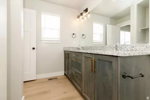 Bath - 226 S 600 W, Logan, UT 84321 photo 5 of 6