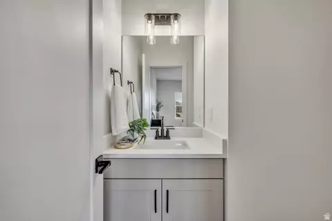 Bath - 330 E 7635 S, Midvale, UT 84047 photo 1 of 4