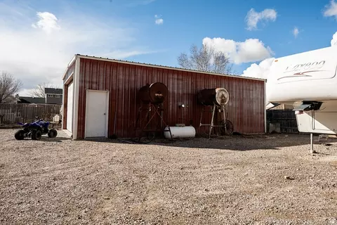 Exterior - 2665 N 3000 W, Sutherland, UT 84624 photo 4 of 15