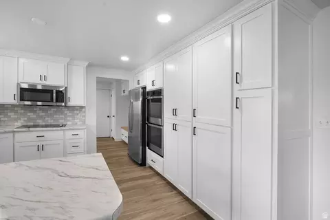 Kitchen - 2665 N 3000 W, Sutherland, UT 84624 photo 4 of 6