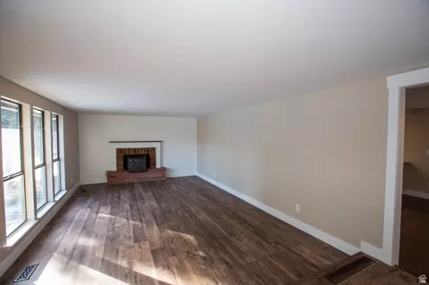 Living - 264 E 700 N, Harrisville, UT 84404 photo 1 of 10