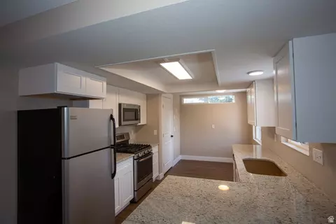 Kitchen - 264 E 700 N, Harrisville, UT 84404 photo 2 of 2