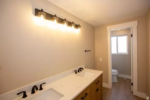 Bath - 264 E 700 N, Harrisville, UT 84404 photo 2 of 3