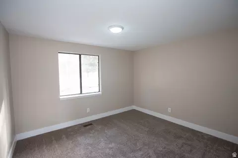 Bedroom - 264 E 700 N, Harrisville, UT 84404 photo 1 of 8
