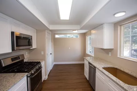 Kitchen - 264 E 700 N, Harrisville, UT 84404 photo 1 of 2