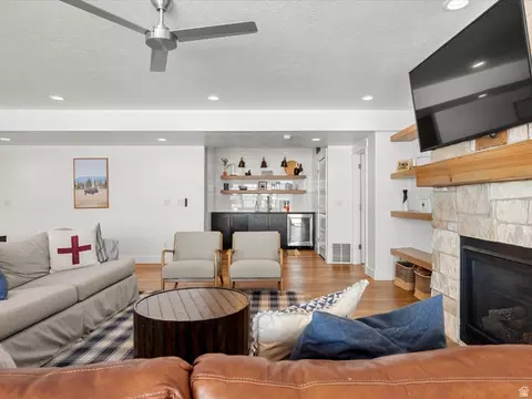 Living - 243 Hawksbeard Cir, Fish Haven, ID 83287 photo 12 of 12