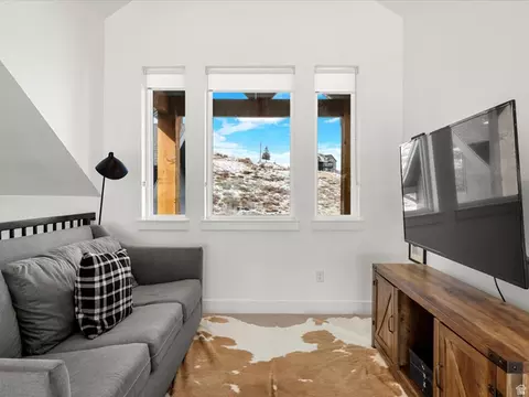 Living - 243 Hawksbeard Cir, Fish Haven, ID 83287 photo 8 of 12