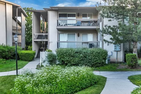 5761 S Waterbury Cir E #I, Murray, UT 84121