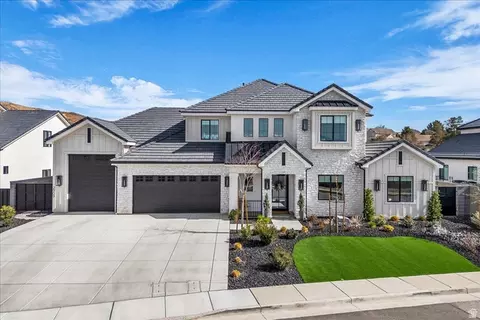 2909 S Kate Ln, Washington, UT 84780