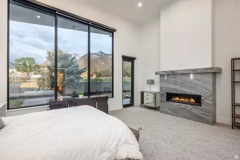 Bedroom - 9969 S Altamont Dr E, Sandy, UT 84092 photo 1 of 10