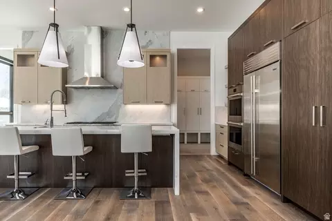 Kitchen - 9969 S Altamont Dr E, Sandy, UT 84092 photo 5 of 10