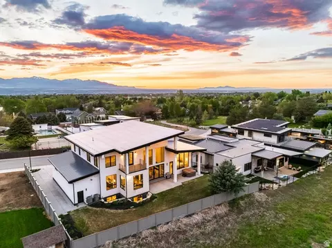 View/Area - 9969 S Altamont Dr E, Sandy, UT 84092 photo 3 of 5