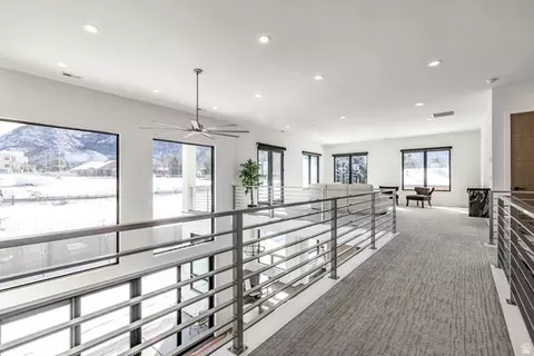 Entry Way - 9969 S Altamont Dr E, Sandy, UT 84092 photo 4 of 6
