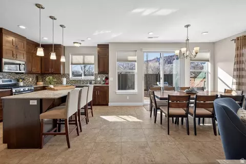 Dining - 673 W 470 N, Moab, UT 84532 photo 1 of 3