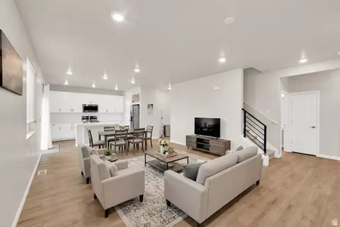143 E Arcade Dr #948, Saratoga Springs, UT 84045