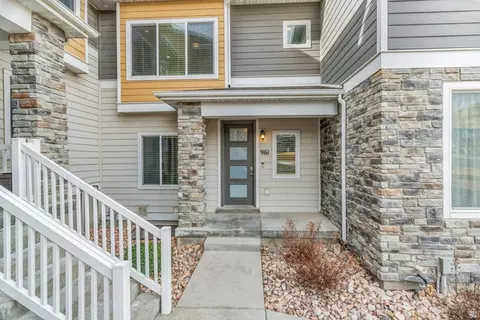 961 W Cyan Valley Way, Bluffdale, UT 84065