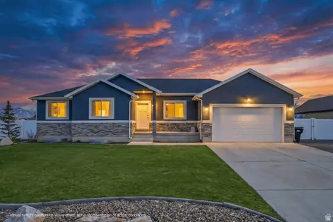 784 Frontier Rd E, Grantsville, UT 84029